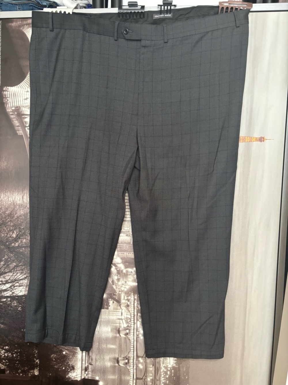 Big and Tall men's 2 pc. Gray Windowpane suit - Picture 2 of 8